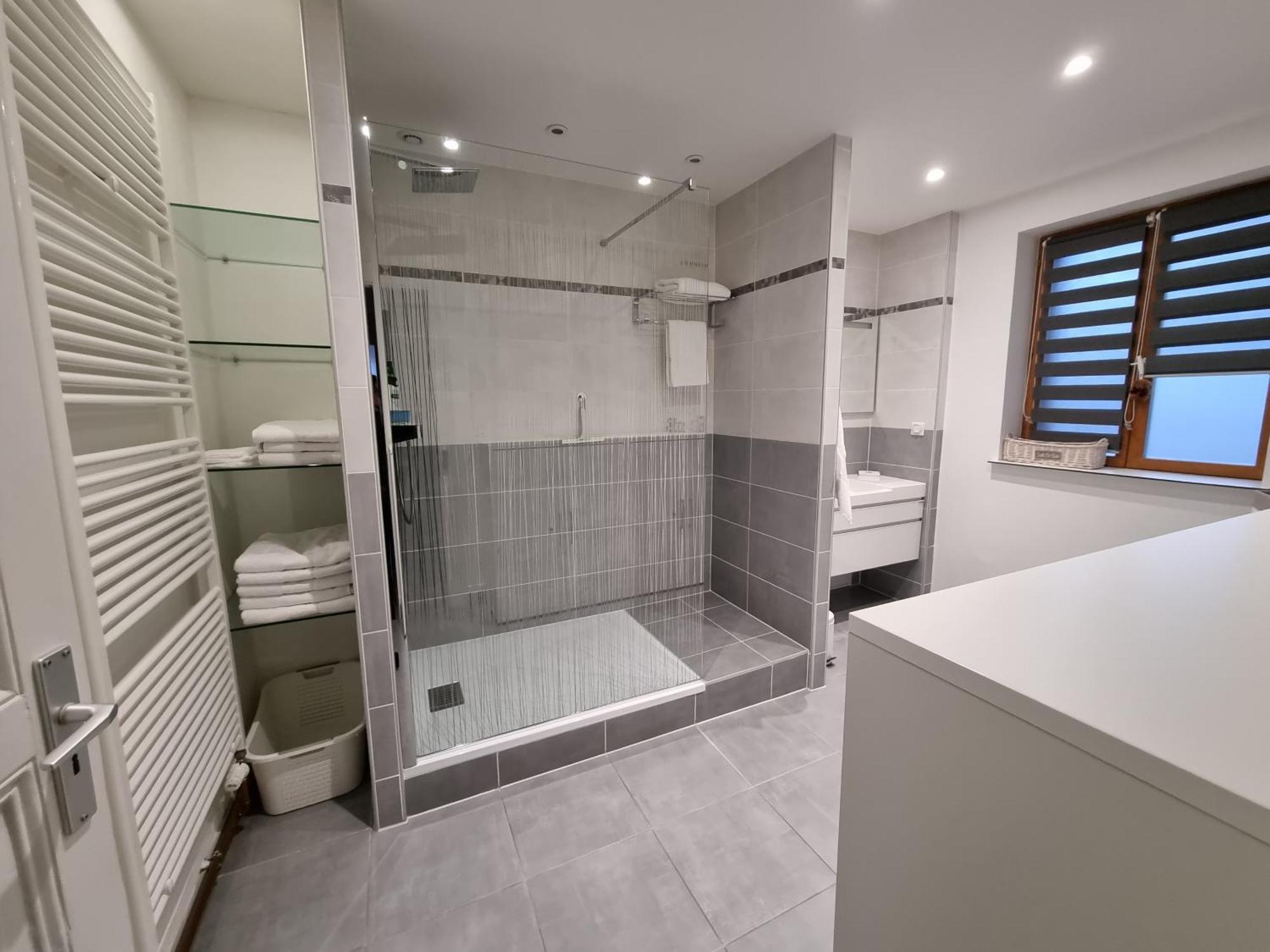 L'Ourson Apartment Colmar Bilik gambar